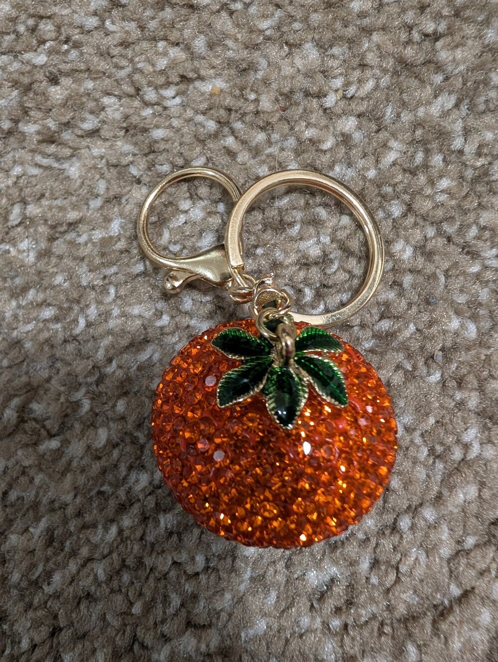 3D Sparkling Orange Fruit Keychain with Green Leaf Accent - Picture 3 of 3
